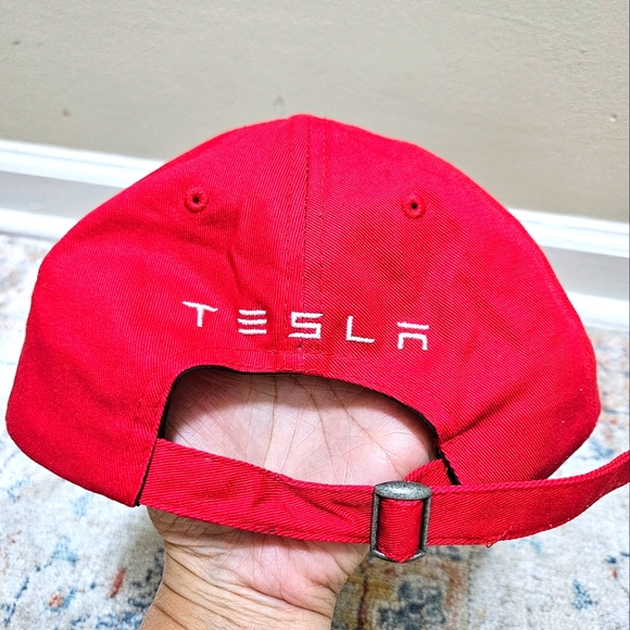 Tesla Red Adjustable Cap Baseball Hat 100% Cotton Mint Condition. - Picture 3 of 4